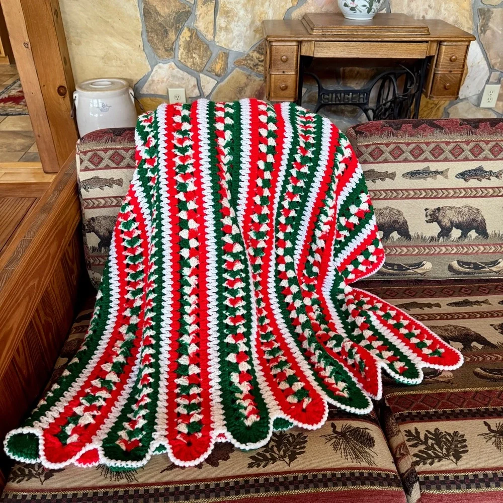 Hand-Crocheted Holiday Scalloped Edge Afghan Blanket Throw (62” x 54”)
